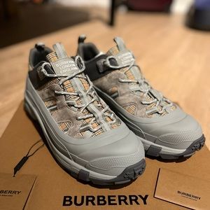 Burberry Arthur Chunky Sneakers